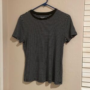 - Woman’s nine west top